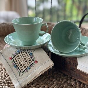 2 Vintage Woods Ware, Beryl Trios Cups and Saucers
